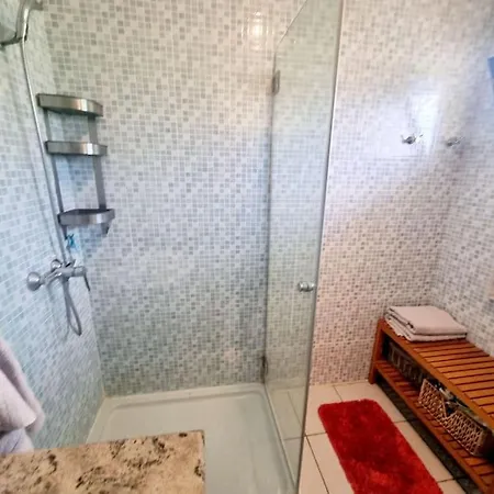 Luxury Ocean View Playa Roca 科斯塔特吉塞