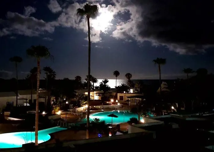 Апартаменты Luxury Ocean View Playa Roca *