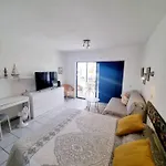 Luxury Ocean View Playa Roca شقة